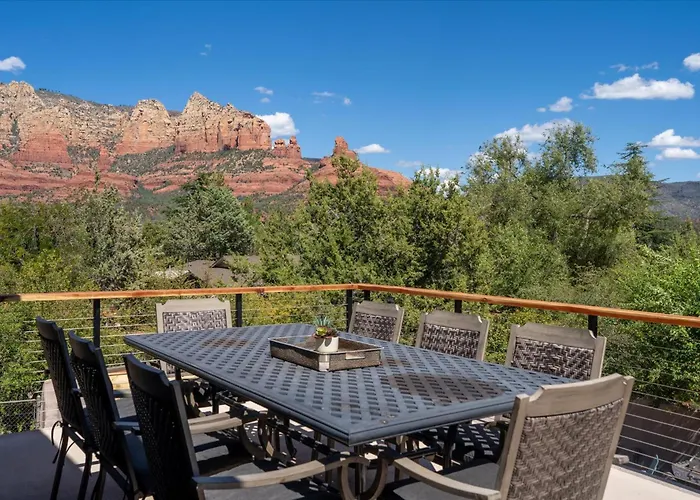 The Sanctuary - Unbeatable Views *